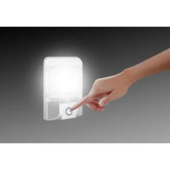 Plafoniera Brunner Auriga 36 Plafoniera Brunner Auriga -Campeggio Negozio plafoniera brunner auriga involucro resistente 550 lumen 48 led 17