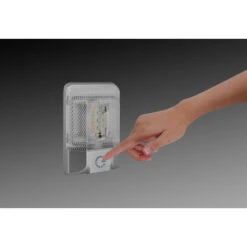 Plafoniera Brunner Auriga 37 Plafoniera Brunner Auriga -Campeggio Negozio plafoniera brunner auriga involucro resistente 550 lumen 48 led 18